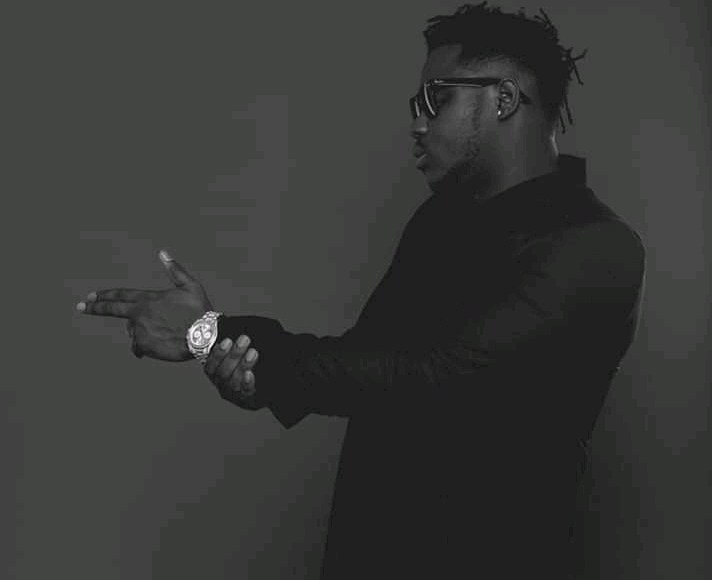 Medikal Ft. Omar Sterling (R2Bees) – Astalavista