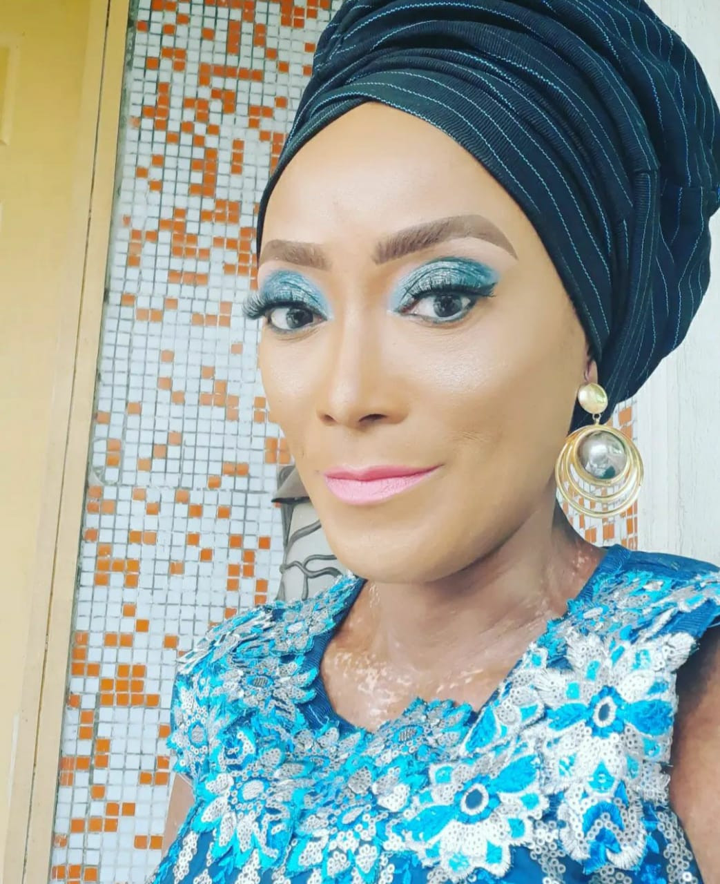 I am traumatized - Actress Segun Williams Abiola writes after spotting a lady with her boobs fully exposed in a supermarket