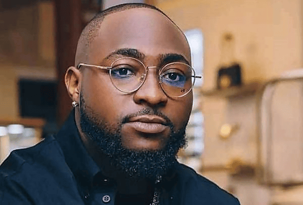 Davido Deletes Instagram Posts, Profile Picture